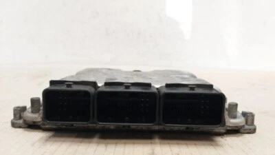 ECU Renault Master II (ED/HD/UD) 2002 0281010784 / 8200132188 - Immagine 1 di 4