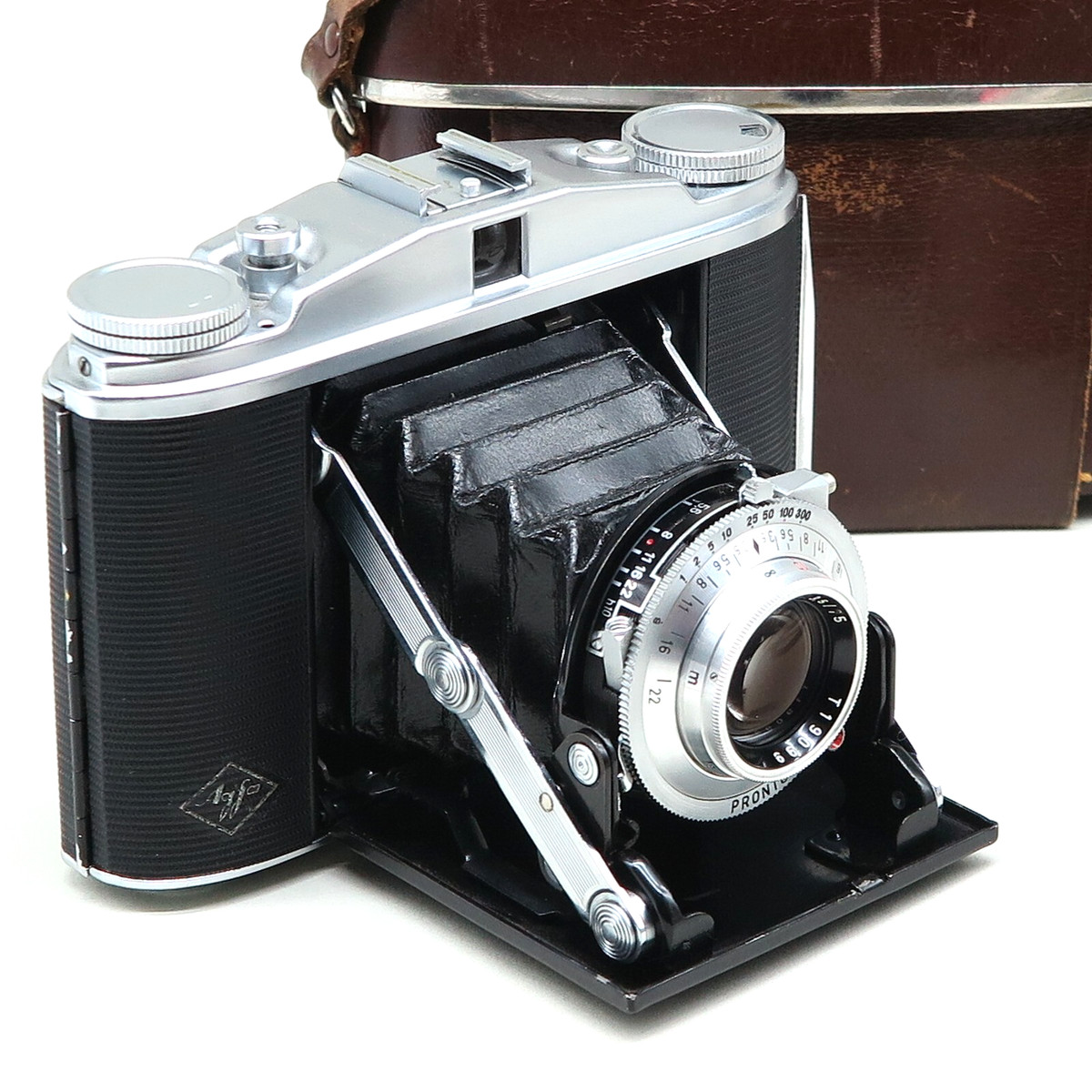 M*N様 Agfa ISOLETTE 蛇腹カメラ 美品　完動品 コンパクト　軽量 Vintage AGFA Isolette Folding Bellowed Camera w/ Case Agner