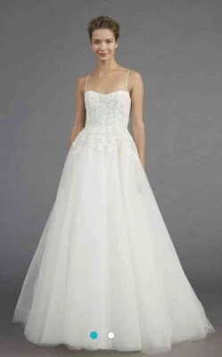 Nouvelle Amsale Hand Beaded Tulle Embellished Ivory Wedding Dress Size 8 $6700 - Image 1 of 4