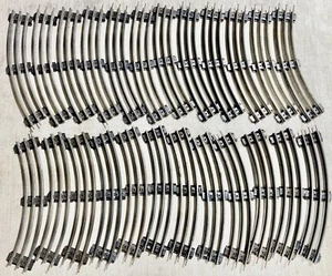 24 Piece Lot of Lionel O Gauge Curved Track Sections ! - Picture 1 of 7