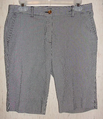 PANTALONES CORTOS SEERSUCKER MUJER CHARTER CLUB CORTE CLÁSICO RAYAS BLANCAS Y NEGRAS TALLA 8 Foto 1 de 3