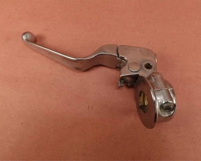 Harley-Davidson Softail Deluxe 2007-2016 FLSTN embrague palanca montaje percha Foto 1 de 4