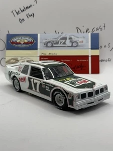 Darrel Waltrip 1:24 Mountain Dew NASCAR Classics 1/1,117 - Picture 1 of 6