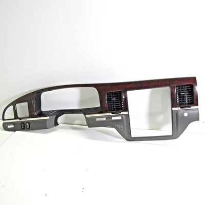 Серый ободок приборной панели приборной панели приборной панели Lincoln Town Car 2003-2011 годов выпуска - Изображение 1 из 4