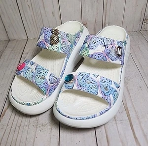 Crocs Classic Crush Butterfly Sandal Iconic Wedge White Womams Size 8 W/Charms - Picture 1 of 17
