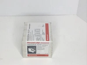 Nuovo Honeywell R8225A1017 NOS relè ventola 24V 60Hz - Foto 1 di 3