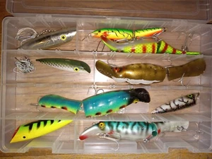 Fishing Lure Lot - Picture 1 of 1