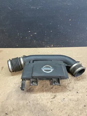 2005-2011 Nissan Pathfinder Xterra 4.0L Air Intake Resonator Box OEM O0628 DG - Image 1 of 4