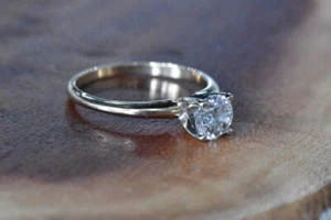 14k Yellow Gold 3/4 CT Round VS2 Diamond Solitaire Engagement Wedding Ring Sz 6 - Picture 1 of 13
