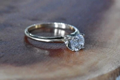 14k Yellow Gold 3/4 CT Round VS2 Diamond Solitaire Engagement Wedding Ring Sz 6 - Image 1 of 4