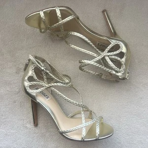 Sandalia Badgley Mischka Metálica Dorada Tirantes Tacón de Aguja Mujer 8.5 Cremallera Trenzada - Imagen 1 de 19