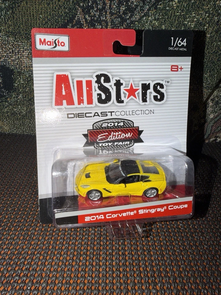 Chevrolet 14 Corvette Stingray 2014 cupé amarillo 1:648 Maisto All Stars Toy Fair Foto 1 de 1