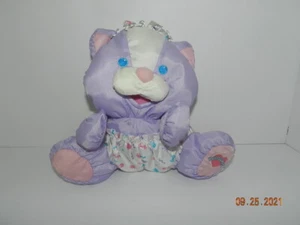 De colección 1999 Fisher Price Puffalumps Púrpura Gatito Gato Pañal Nylon Peluche Juguete  - Imagen 1 de 6
