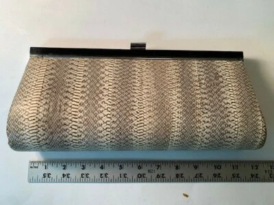 Cartera italiana vintage con broche de piel de serpiente, años 40 Foto 1 de 4