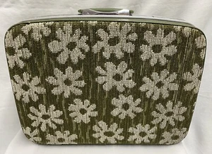 Vintage 1960’s Samsonite Fashionaire Daisy Floral Green Carpet Suitcase Luggage - Picture 1 of 9