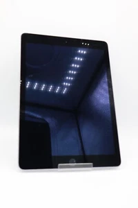 Apple iPad Air 2 WLAN A1566 Space Grau / Aktivierungssperre DEFEKT #4452 - Bild 1 von 5