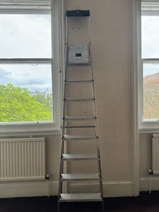 2.5m Step Ladder - Picture 1 of 6