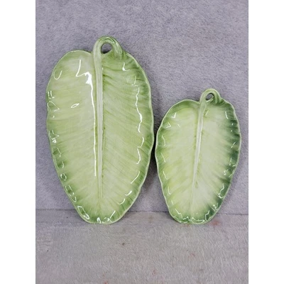 Juego de 2 bandejas verdes para servir platos de cerámica con forma de hoja Portugal Foto 1 de 4