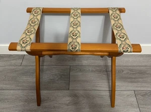 Portaequipajes plegable de madera vintage con correas de tela florales habitación de invitados - Imagen 1 de 3