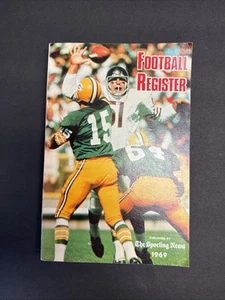 1969 The Sporting News Football Register Bart Starr & Dick Butkus Cover - Picture 1 of 3