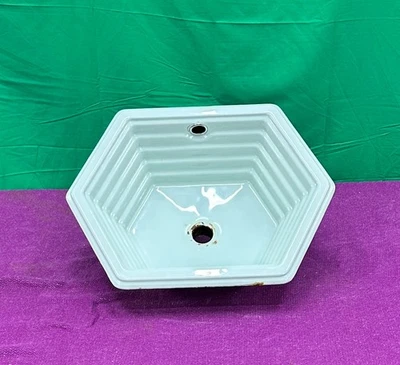 Fregadero de baño hexagonal Kohler verde claro original tocador de hierro fundido espuma de mar Foto 1 de 4