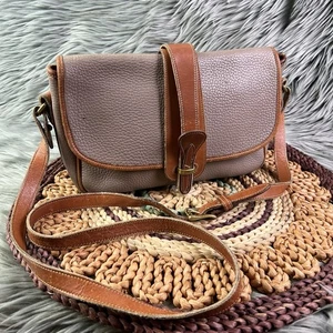 Vintage Dooney & Bourke Allwetter hellbraun Leder Reitsport Sattel Umhängetasche - Bild 1 von 15