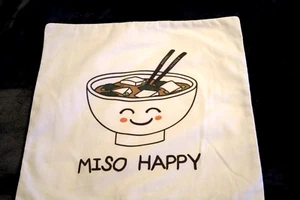 FUNDA DE ALMOHADA MISO HAPPY THROW FUNDA DE ALMOHADA 18" X 18" CUADRADA NUEVA - Imagen 1 de 4