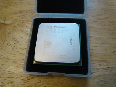 AMD Phenom X4 1.8ghz 9150e HD91500DJ4BGH Socket AM2+ CPU - Image 1 of 4