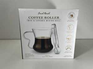 Taza con rodillo de café Final Touch y bola mezcladora de cerámica caja abierta taza de vidrio de 14 onzas - Imagen 1 de 5