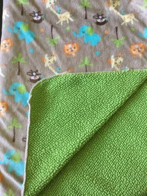 JUST BORN Jungle Giraffe Elephant Monkey GREEN SHERPA baby Blanket 30x40 EUC - Image 1 of 4