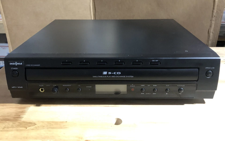 Insignia 5 Disc CD Changer IS-DA1802 - TESTED WORKING - No Remote - Image 1 of 4