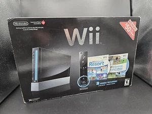 Nintendo Wii + Wii Sports + Wii Sports Resort + Motion Plus ---NTSC Version--- - Bild 1 von 15