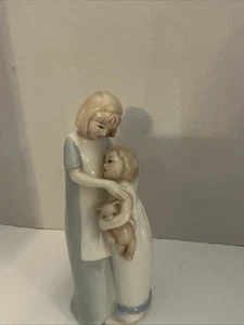 Reflections Royal Doulton Sisterly Love 8 3/4” - Picture 1 of 7