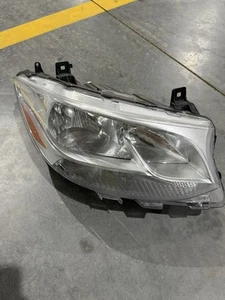 OEM 2019 - 2021 Mercedes-Benz Sprinter Headlight (Right/Passenger) A9109060500 - Picture 1 of 4