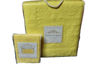 Set of 2 NEW Windsor Yellow Paisley Full/Queen Bedding & Standard Sham Quilt set