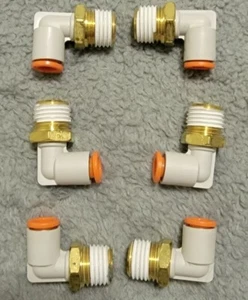 LOTE DE 6 SMC KQ2L07-35AS, CODO MACHO, TUBO 1/4" OD, PUERTO NPT 1/4", LATÓN, G0049 - Imagen 1 de 2
