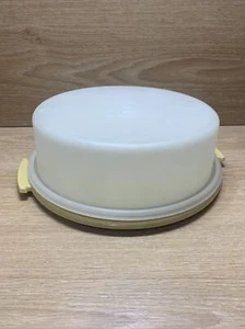 Vintage #720-2 TUPPERWARE Pie or Cake Carrier 10" Round Harvest Gold - 2 Pieces - Picture 1 of 6