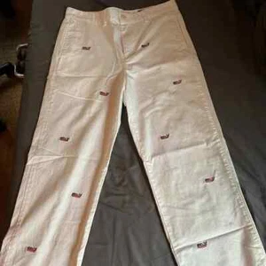 NWT VINEYARD VINES $98 Cotton Chino Pants White & Embroidered whale YOUTH sz 18 - Picture 1 of 5