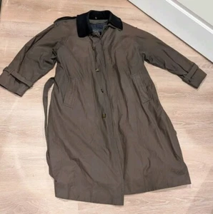 Vintage Burberry's Brown Trench Coat w/ Wool Liner Men's 40R Made In England - Picture 1 of 24