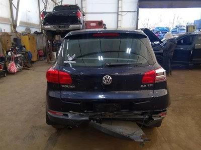 Carrier Rear Thru 11/03/13 Fits 12-14 TIGUAN 6866660 Foto 1 de 4