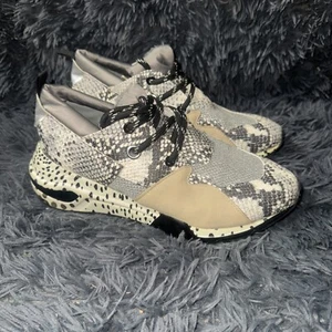 Steve Madden Women’s Sz 8.5M Retro Snake Print Beige Platform Sneakers Y2K  - Picture 1 of 10