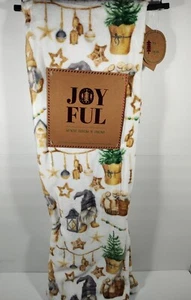 FRÖHLICHE übergroße 50x70 Plüsch bedruckt Überwurf Decke Bauernhaus Urlaub Wichtel - Bild 1 von 5