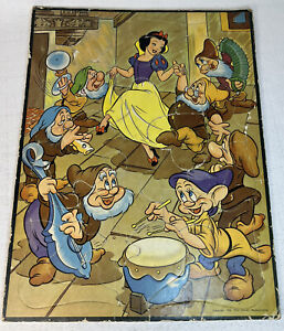 Walt Disney Prod Vintage 1950 Frame Tray Puzzle Snow White and the Seven Dwarves