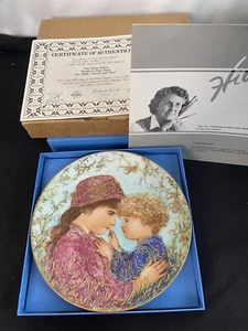 Sarah & Tess Edna Hibel Mothers Day Plate 18 Karat Gold Fine China 1988 Rare - Picture 1 of 11
