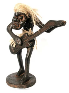 FIGURA DE MADERA GUITARRISTA PELUDO, BANDA DE HEAVY METAL ROCK 23 cm, tallada a mano, nueva - Imagen 1 de 2