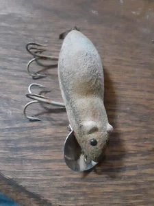 Señuelo vintage HEDDON - Fuzzy MEADOW MOUSE - Imagen 1 de 4