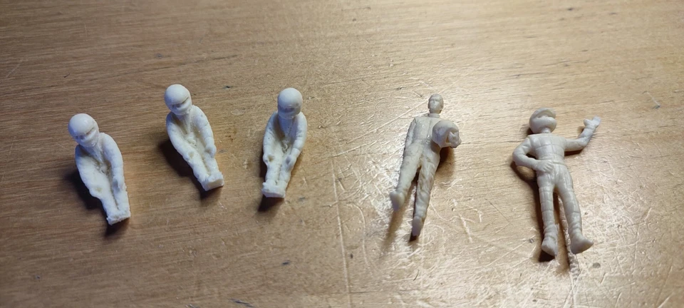 1/43 SET 5 PILOTI F1 DIORAMA RESINA  - Immagine 1 di 1