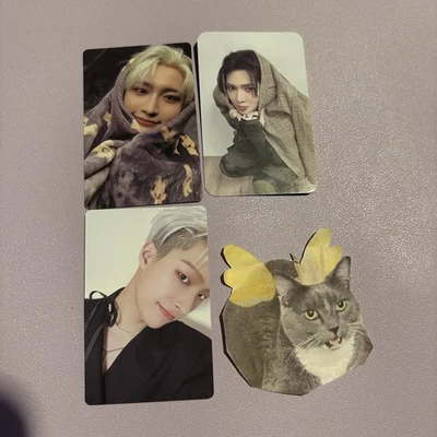 ATEEZ Official Photocards and POBs - Image 1 of 2