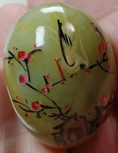 DE COLECCIÓN ORIENTAL VERDE JADE LOOK HUEVO PINTADO A MANO FLORES ROSAS CABAÑA DE BAMBÚ - Imagen 1 de 4