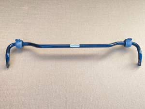 VW PASSAT B8 Stabilisator Stabi hinten 5Q0511305AT Original 32 km - Picture 1 of 6